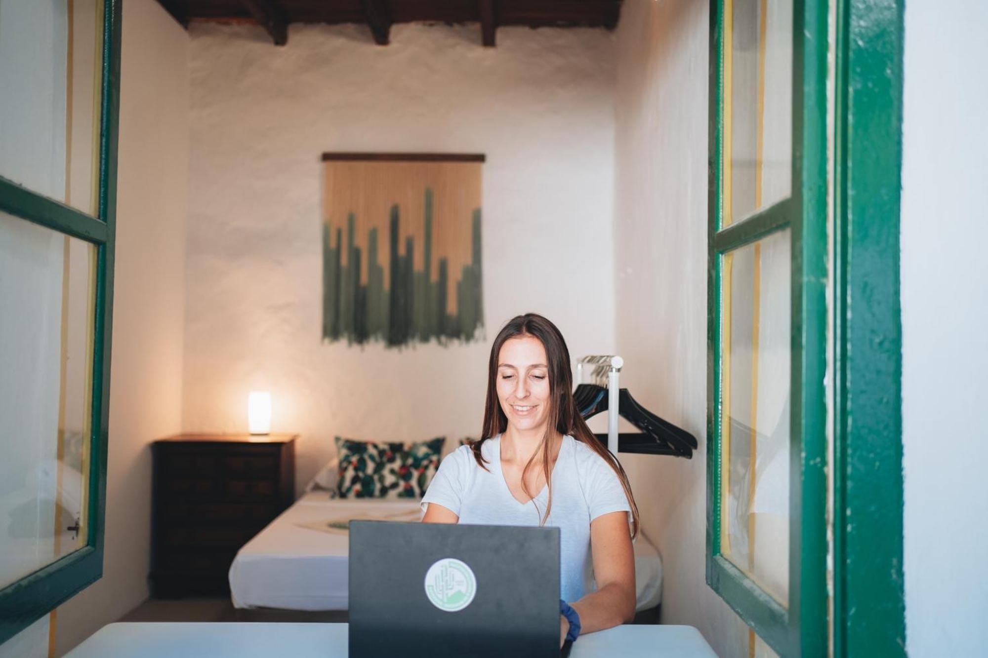 Cactus Hostel San Sebastian De La Gomera Ngoại thất bức ảnh
