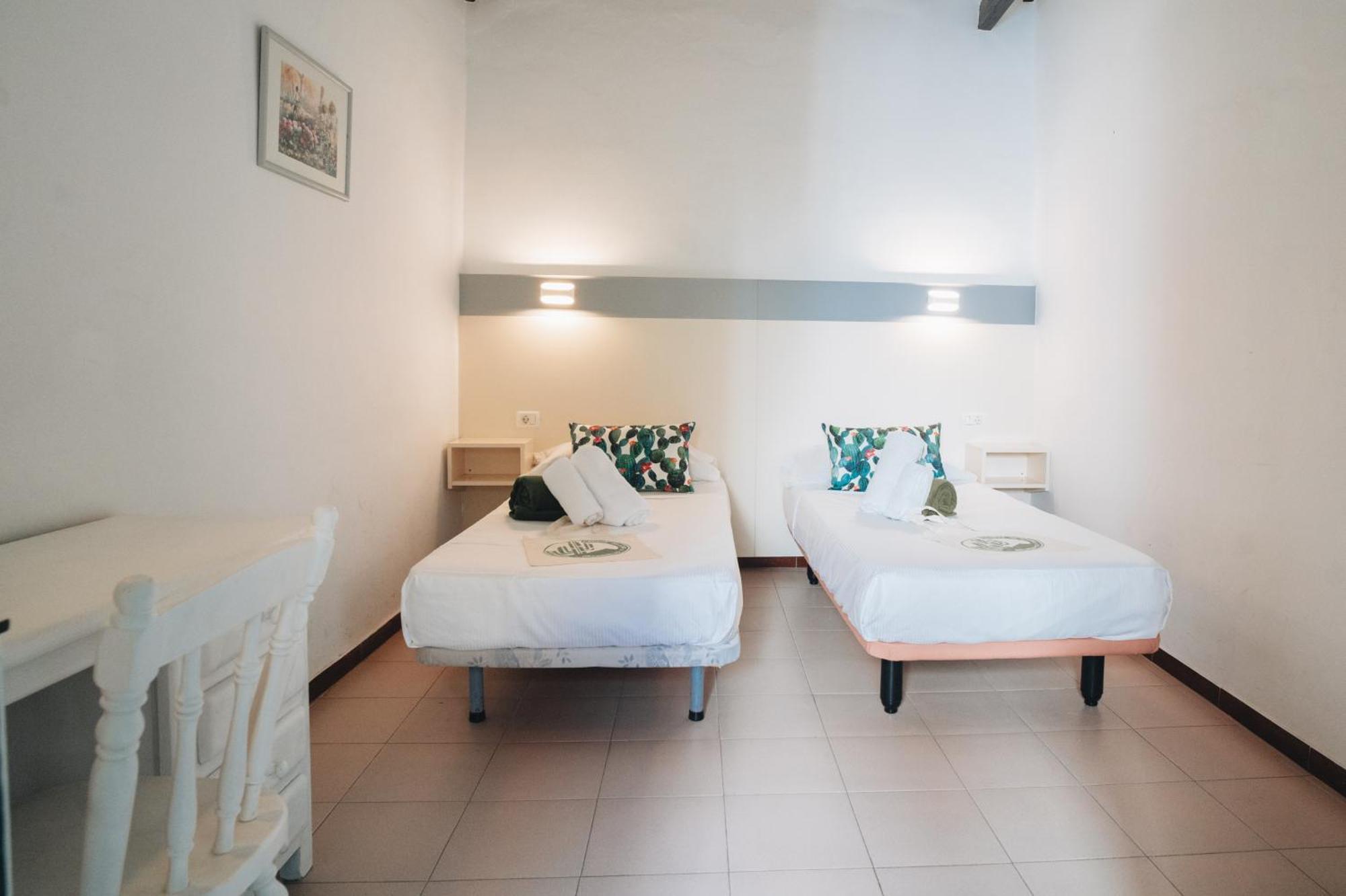 Cactus Hostel San Sebastian De La Gomera Ngoại thất bức ảnh